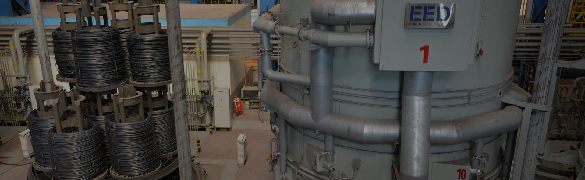 Bell annealer for wire coils of non-alloy steel and high-alloy steel